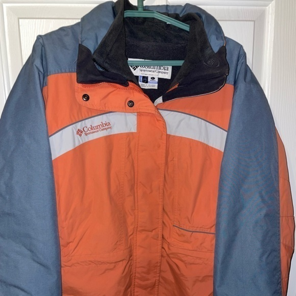 Columbia core thick jacket sz large with‎ zip out liner 2 in 1